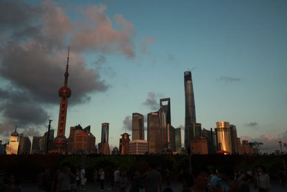 A turisták a Shanghai Sanghajban