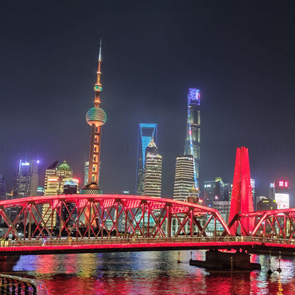 Vedere de noapte a podului Shanghai Waibaidu